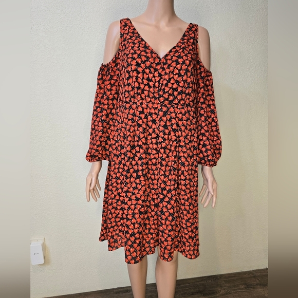 Disney Alice In Wonderland Colleen Atwood Hearts Cold Shoulder Dress Size XL - Picture 7 of 8